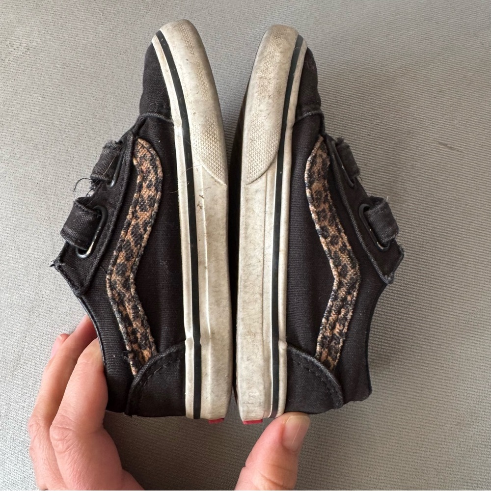 Toddler Vans 8 girl cheetah